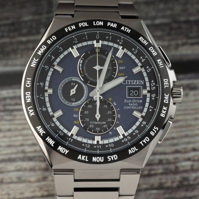Citizen Radio Controlled AT8238-84L Horloge • EAN: 4974374342355