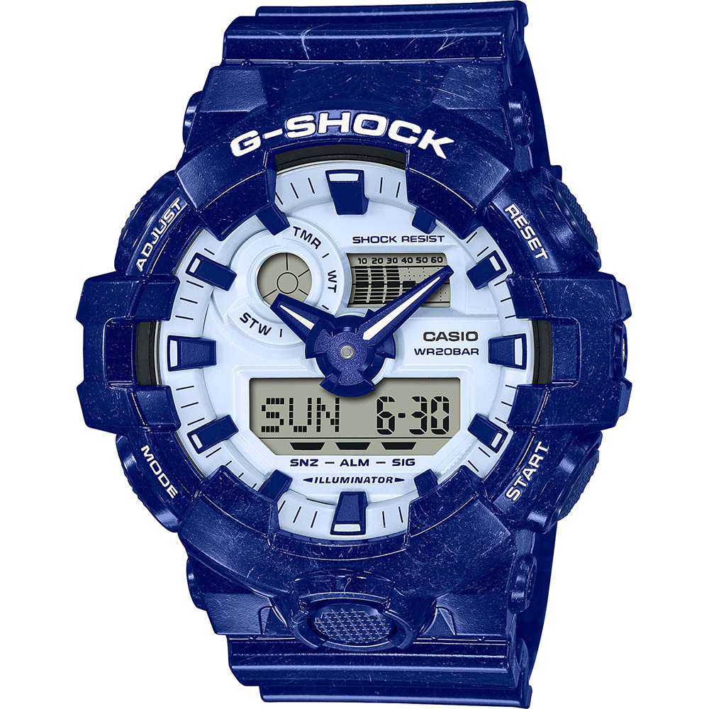 G-Shock Classic Style GA-700BWP-2AER Blue and white pottery Horloge