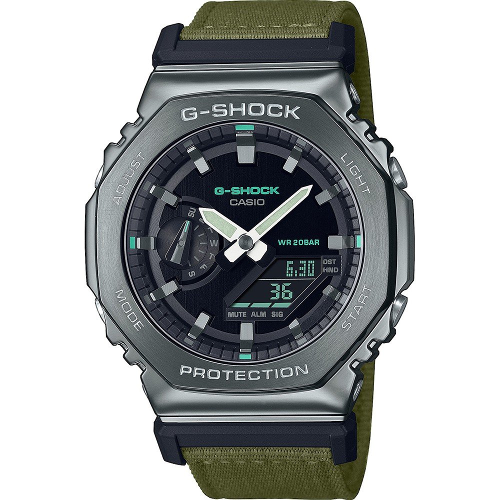 G-Shock Classic Style GM-2100CB-3AER Utility Metal Horloge