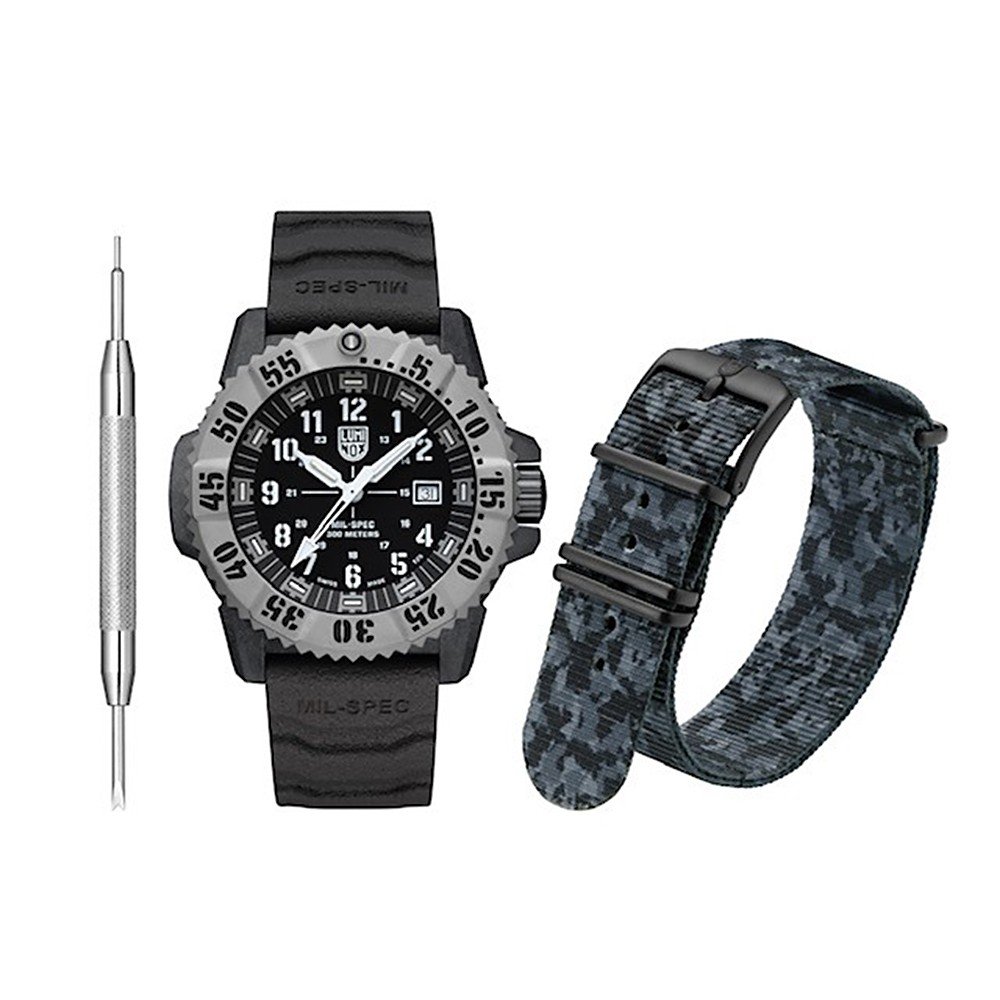 Luminox Land XL.3351.SET Military Spec. Horloge