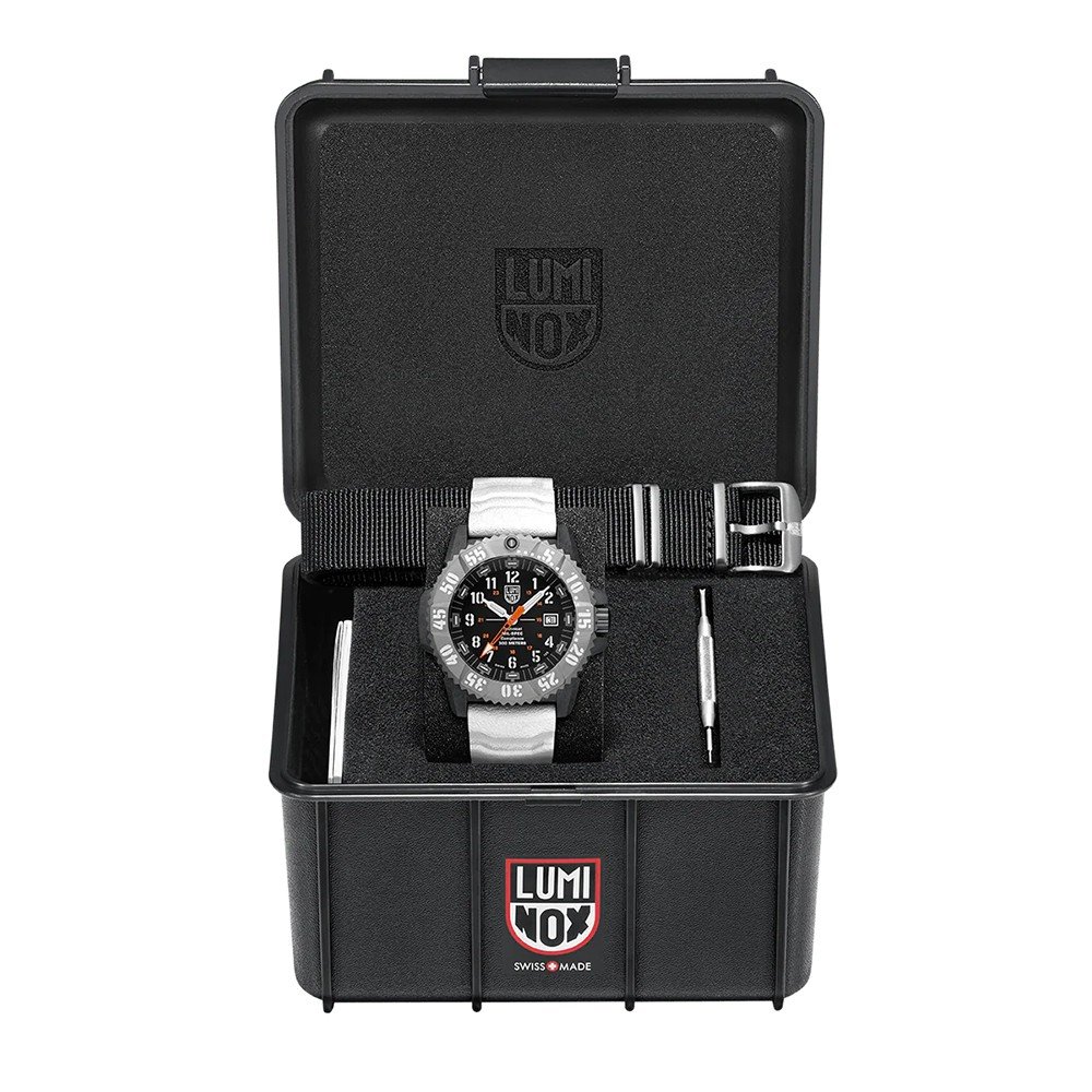 Luminox MIL-SPEC XL.3359.SET MIL-SPEC Inspired Horloge • EAN