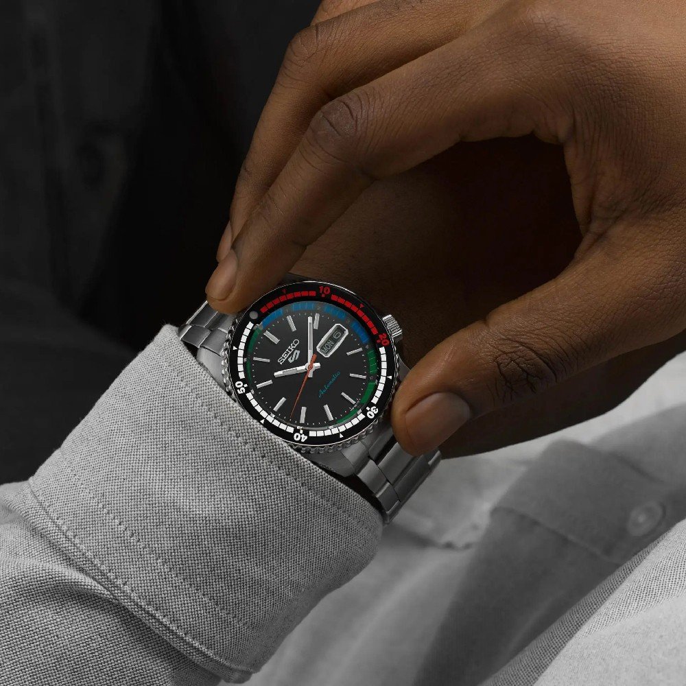 Seiko 5 Sports SRPK13K1 Seiko 5 Sports New Regatta Timer Horloge