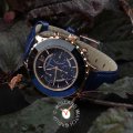 Blauw-rosé chronograaf met kristallen rand Herfst / Winter Collectie Swarovski